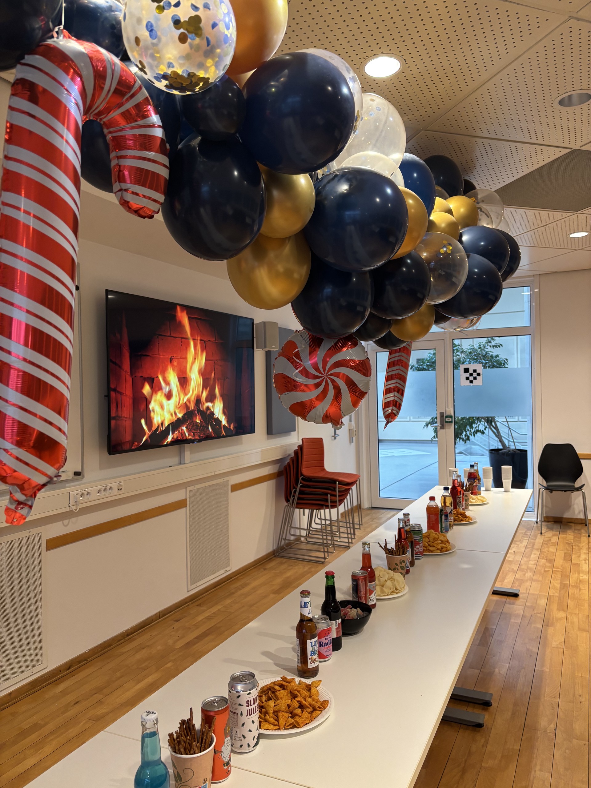 Danskebåten, pyntet for julebrussmaking