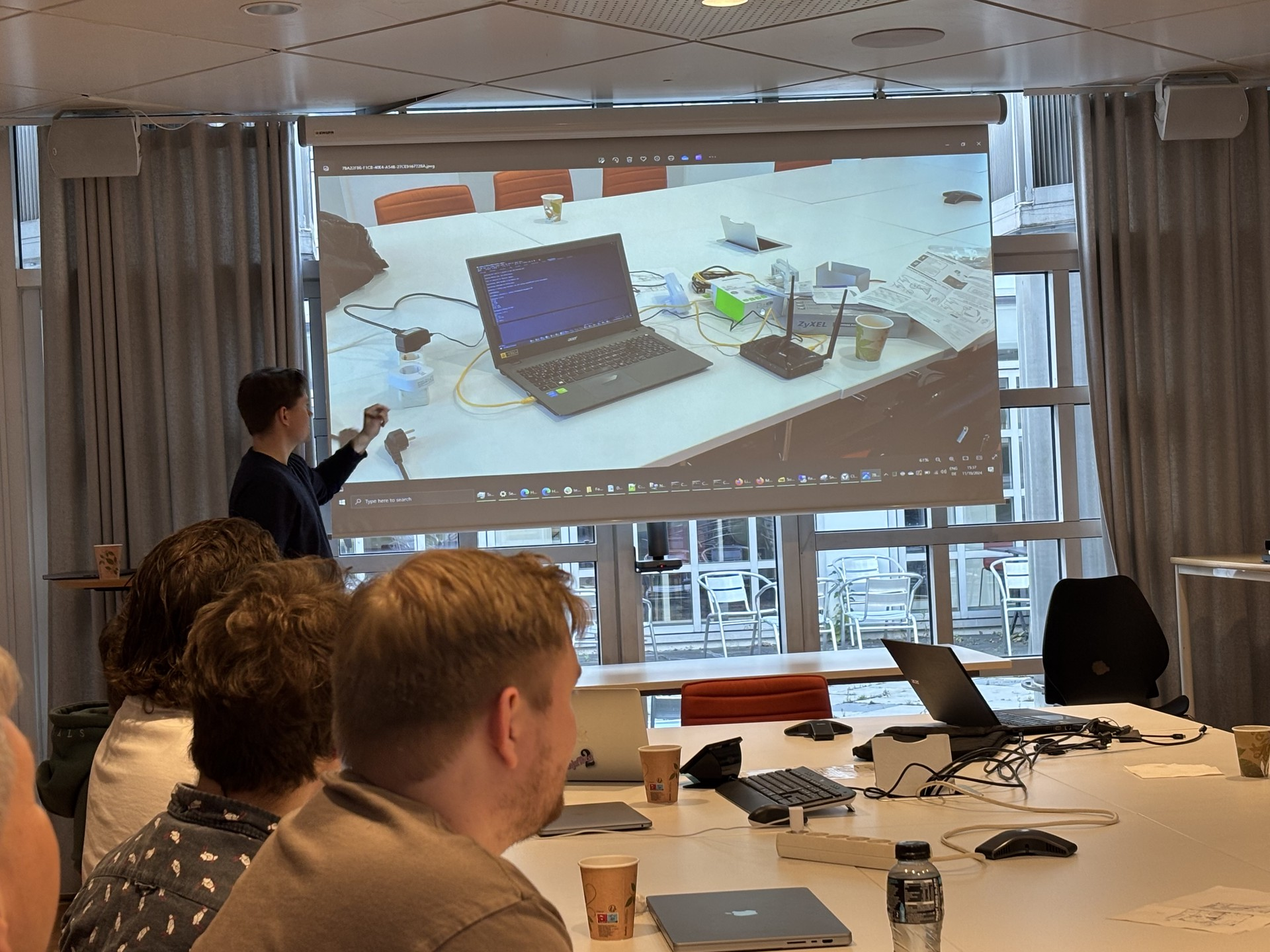 Presentasjon av vaffel- og strømprosjektet