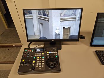 elektronisk enhet ,perifer ,elektronikk ,inndataenhet ,stasjonær datamaskin.